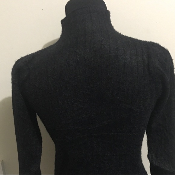 Turtle Neck Lightweight Sweater Top, Show Buttons - Picture 7 of 10